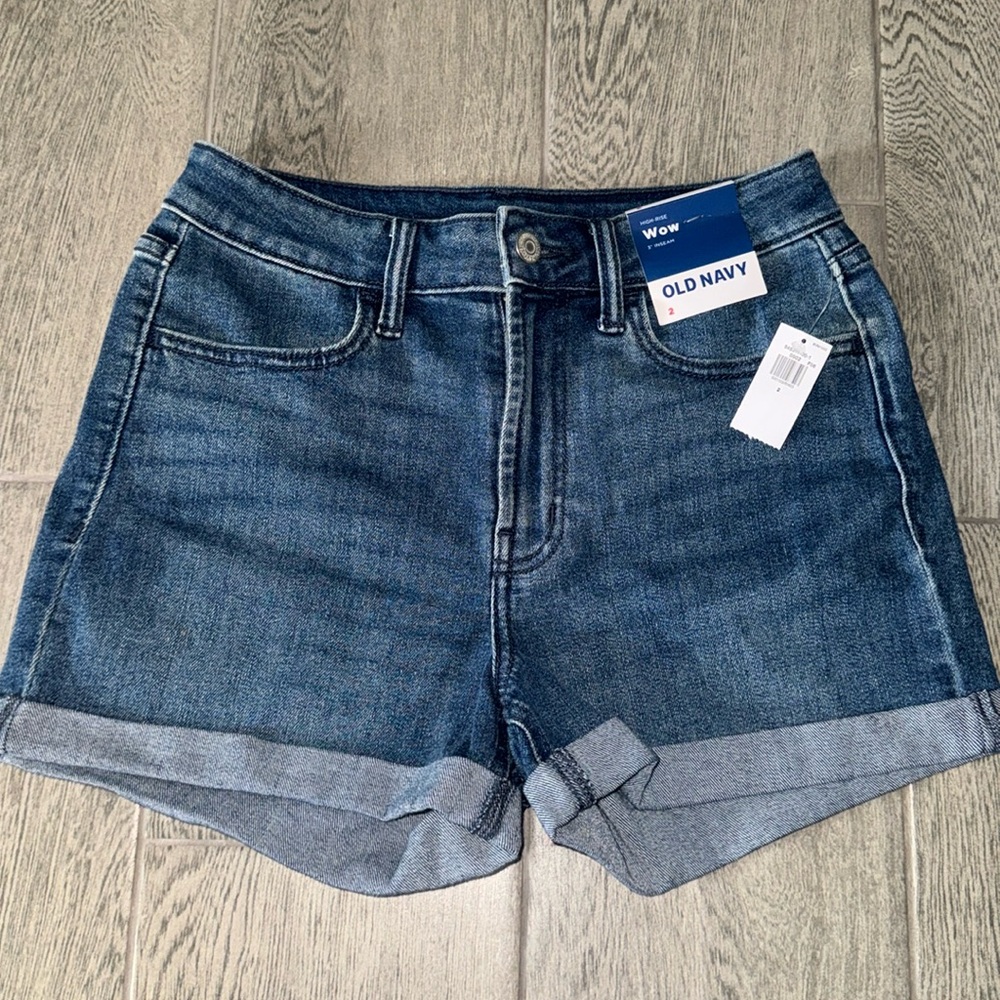 High-Waisted Wow Jean Shorts -- 3-inch inseam